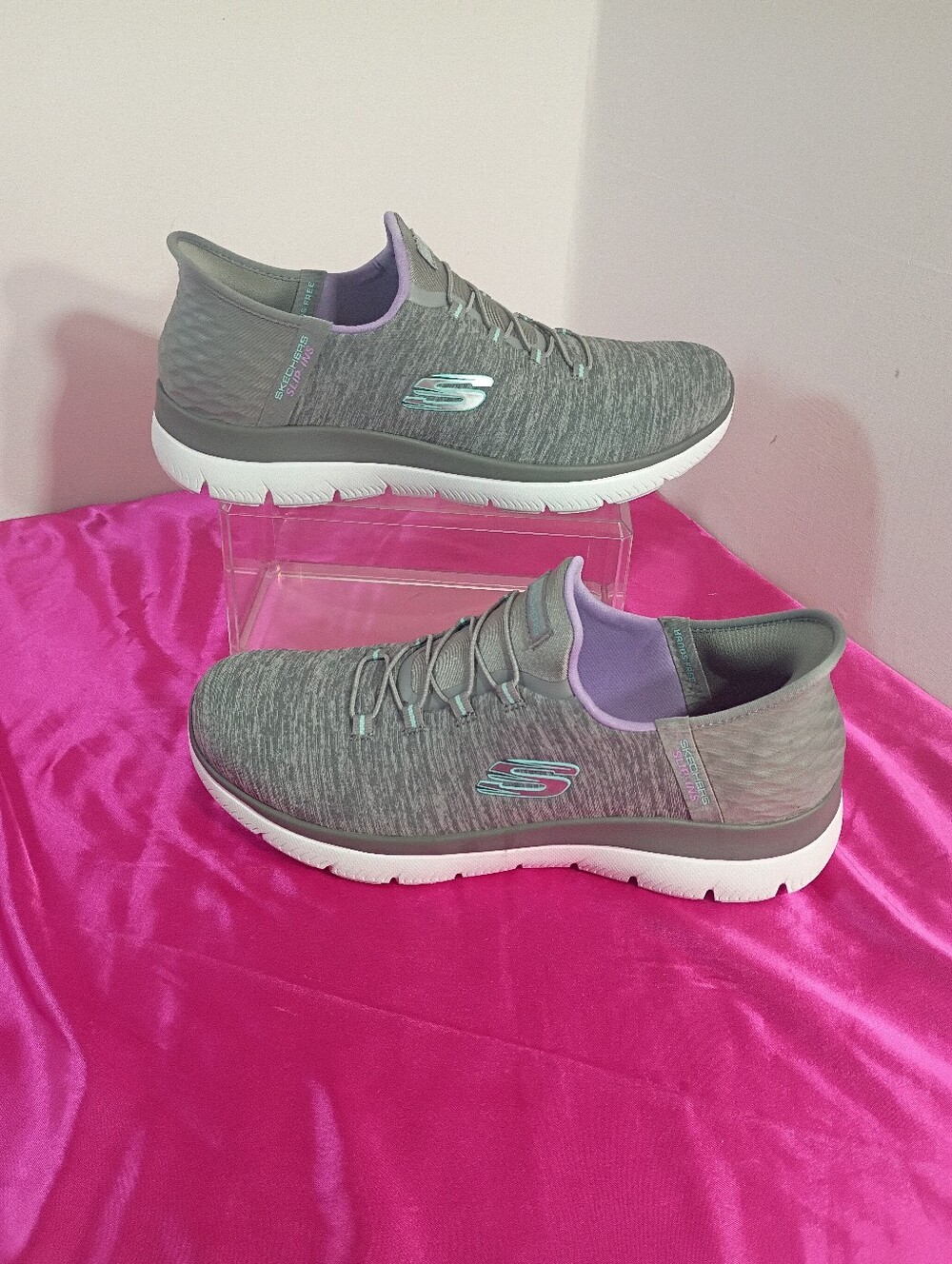Skechers Women's SZ 11 Hands Free Slip Ins Summits Dazzling Haze Vegan Shoes